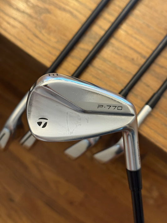 Taylormade P770 Iron Set (4-PW) / Project X LZ 5.5 shafts (stiff)