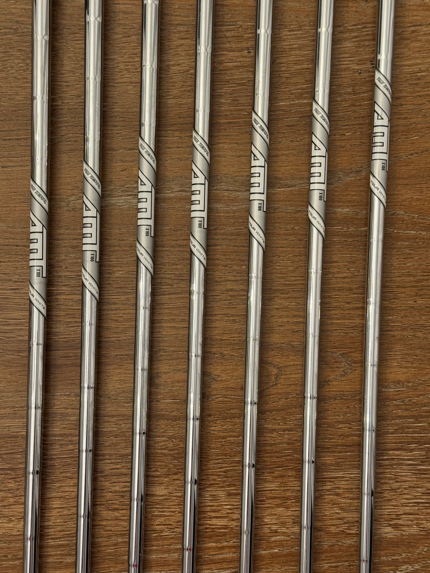 Titleist T100S Iron Set / AMT Tour White X100 shafts Xtra Stiff