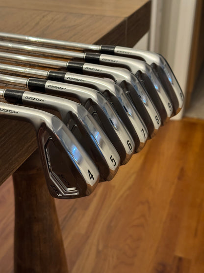 *MINT* Srixon ZXi5 Forged ‘25 Iron Set LH (4-PW) / Dynamic Gold MID S300 shafts (stiff)