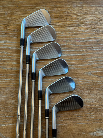 Srixon Z745 Iron Set (5-PW) / Dynamic Gold S200 shafts (stiff)