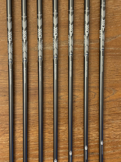 Titleist T250 ‘25 Forged Iron Set (5-GW) / Mitsubishi MMT 85 R shafts (regular)