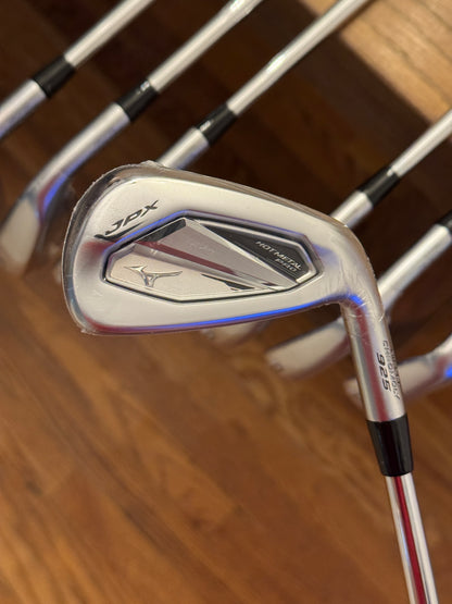 *BRAND NEW* Mizuno JPX 925 Hot Metal Pro Iron Set (4-PW) / Dynamic Gold 105 S300 shafts (stiff)