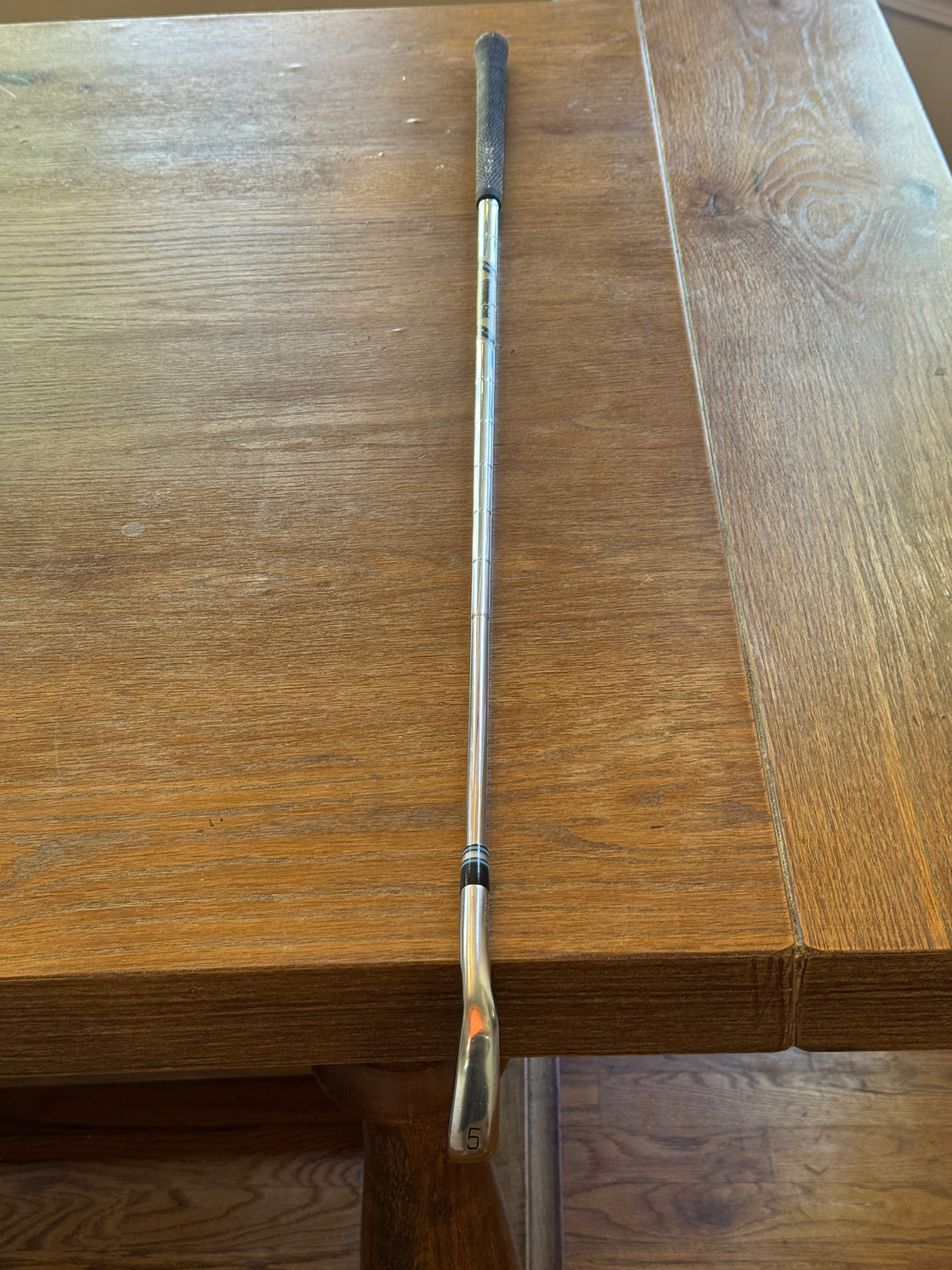 Mizuno Pro 225 5-iron / Dynamic Gold X100 shaft (xtra stiff)