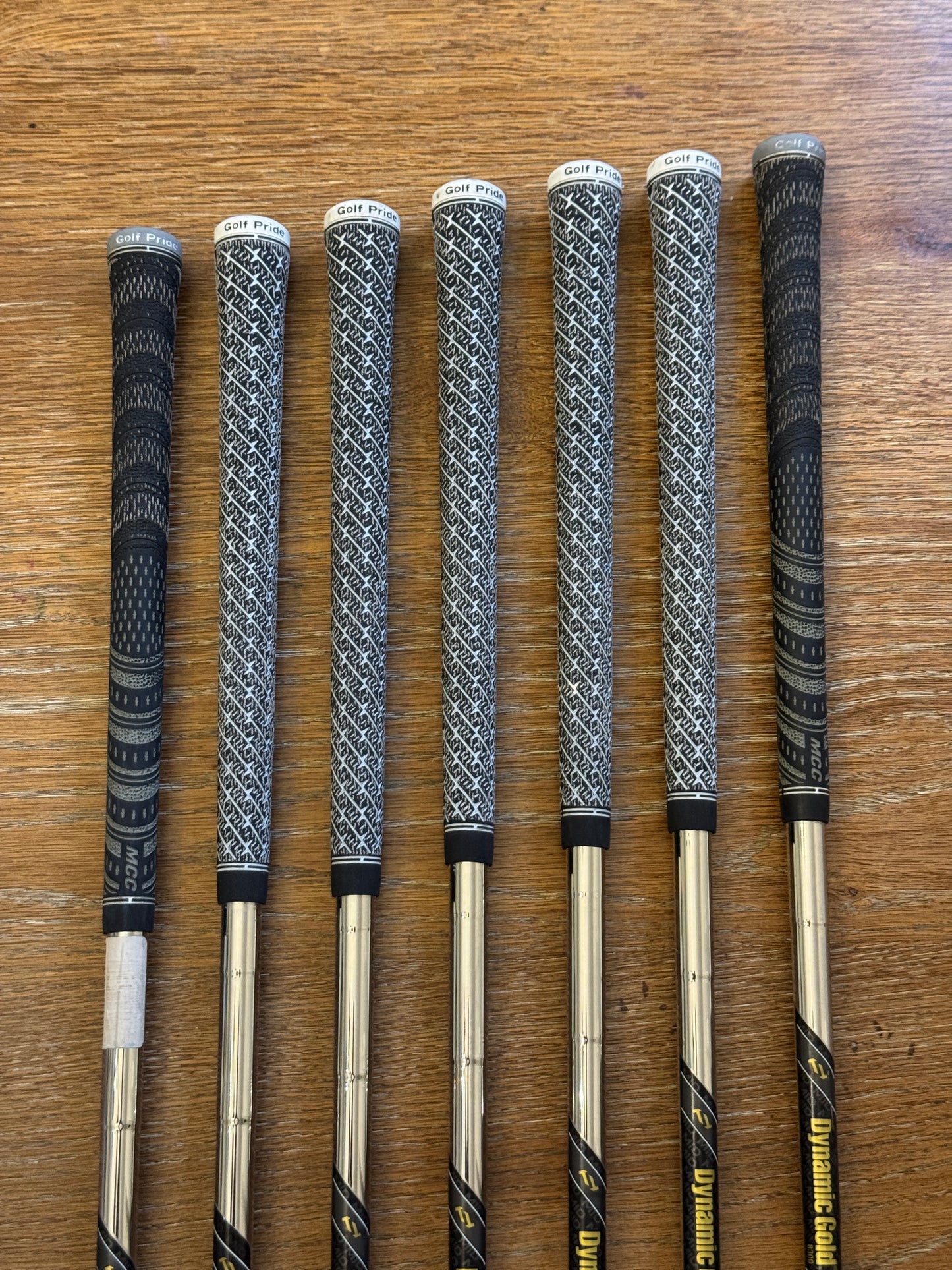 Mizuno Pro 245 Iron Set (5-GW) / Dynamic Gold MID R300 shafts (regular)