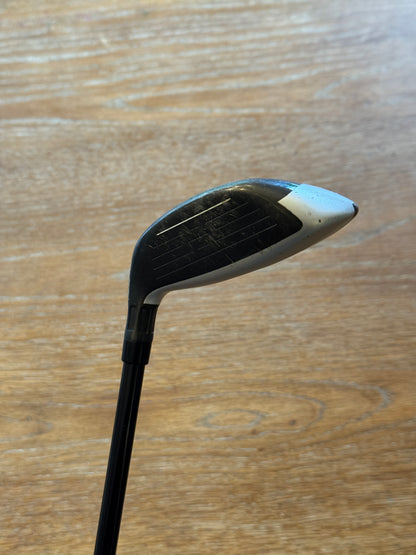 Taylormade M4 5-hybrid (25°) / Fujikura ATMOS 6R shaft (regular)