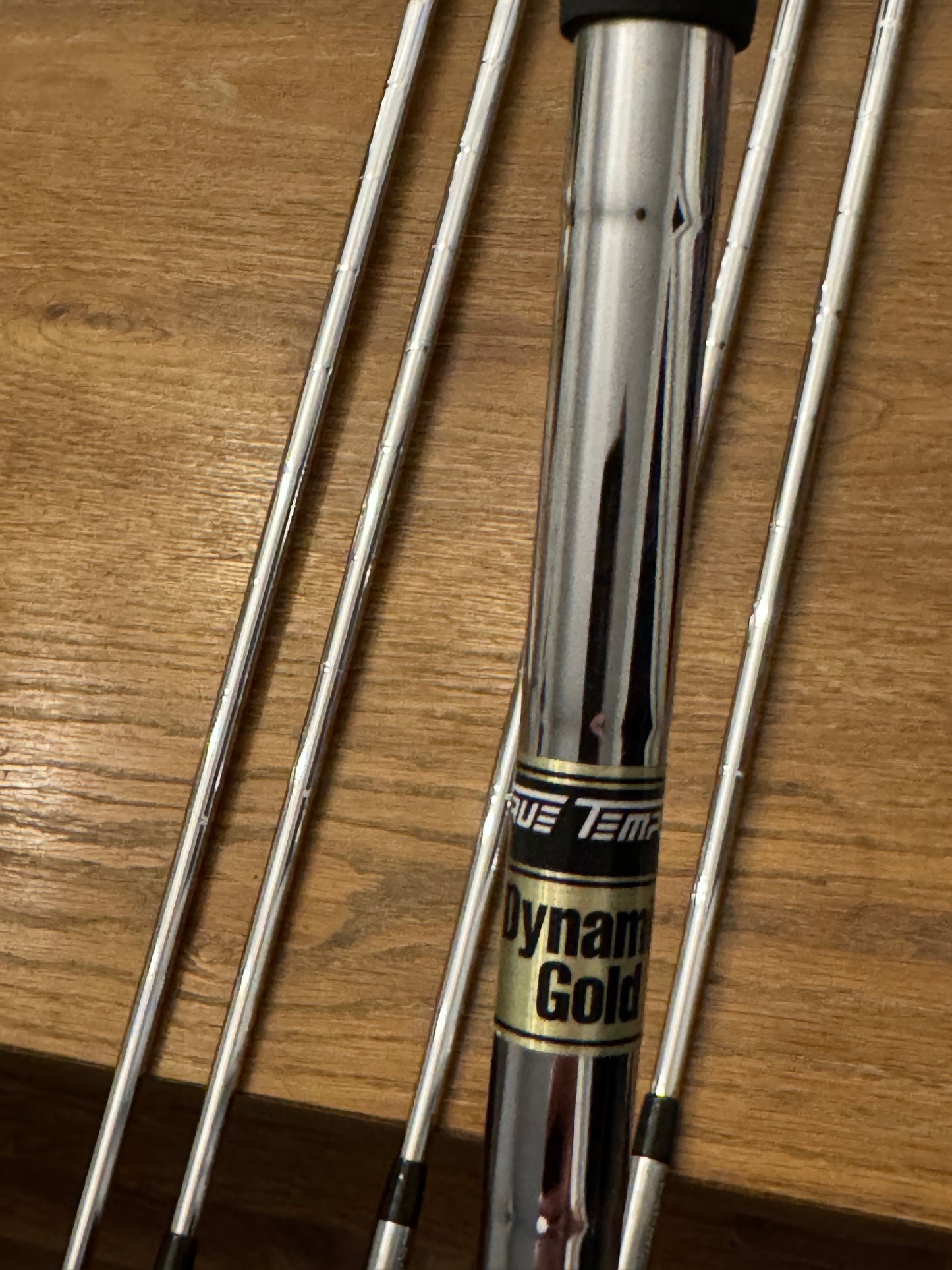 Mizuno Pro 241 Iron Set (5-PW) / Dynamic Gold X100 shafts (xtra stiff)