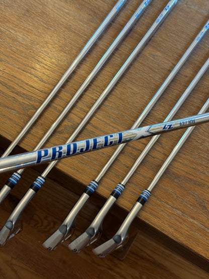 *MINT* Srixon ZXi7 Forged ‘25 Iron Set (4-PW) / Project X LZ 6.5 125g shafts (xtra stiff)