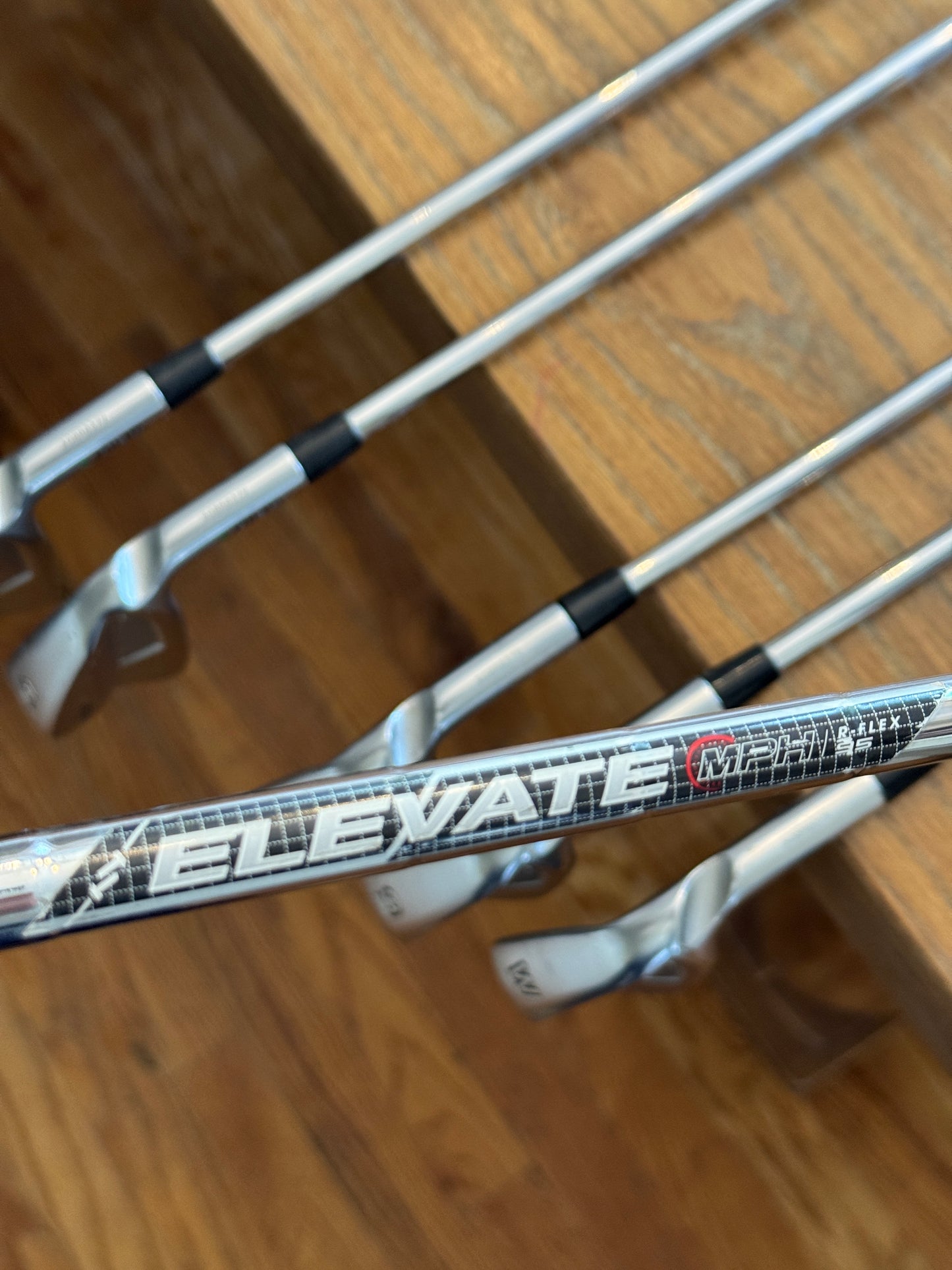 Ping i525 Iron Set (5-PW) / Elevate 95 R shafts (regular)