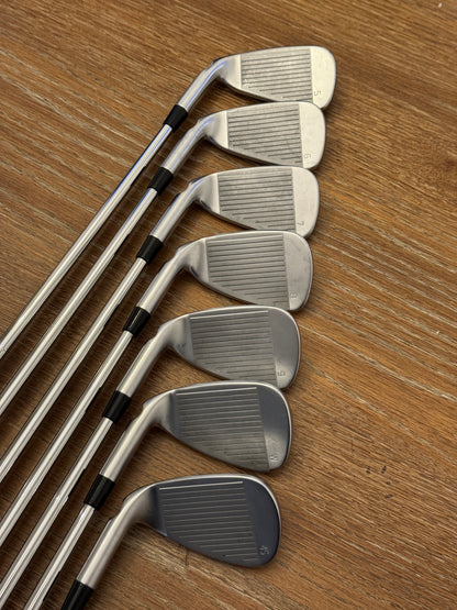 Ping G430 Iron Set (5-UW) / Dynamic Gold S300 shafts (stiff)