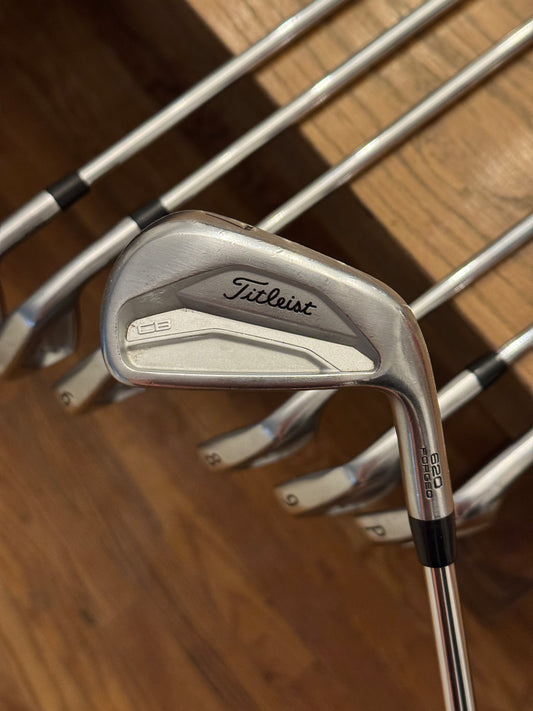 Titleist 620 CB Forged Iron Set (4-PW) / Project X LZ 6.5 125g shafts (xtra stiff)