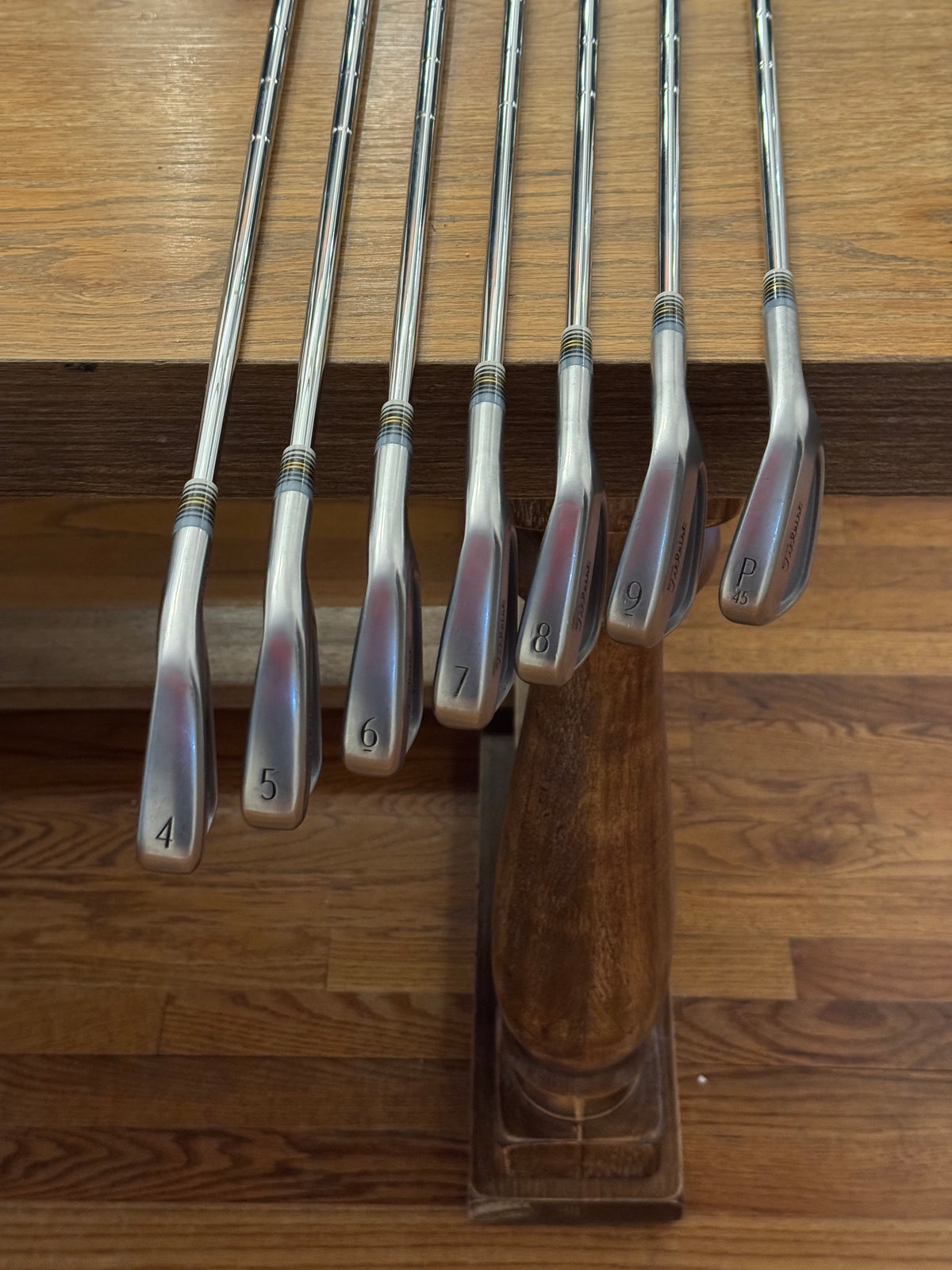 *MINT* Titleist T100 '25 Forged Iron Set +1/2” (4-PW) / Dynamic Gold S400 shafts (stiff)