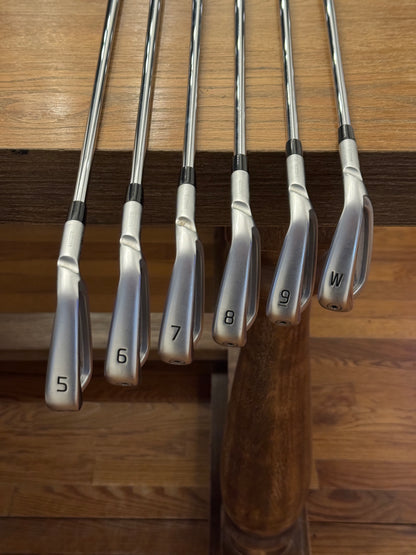 Ping Blueprint S Iron Set (5-PW) / Project X 95 6.0 shafts (stiff)