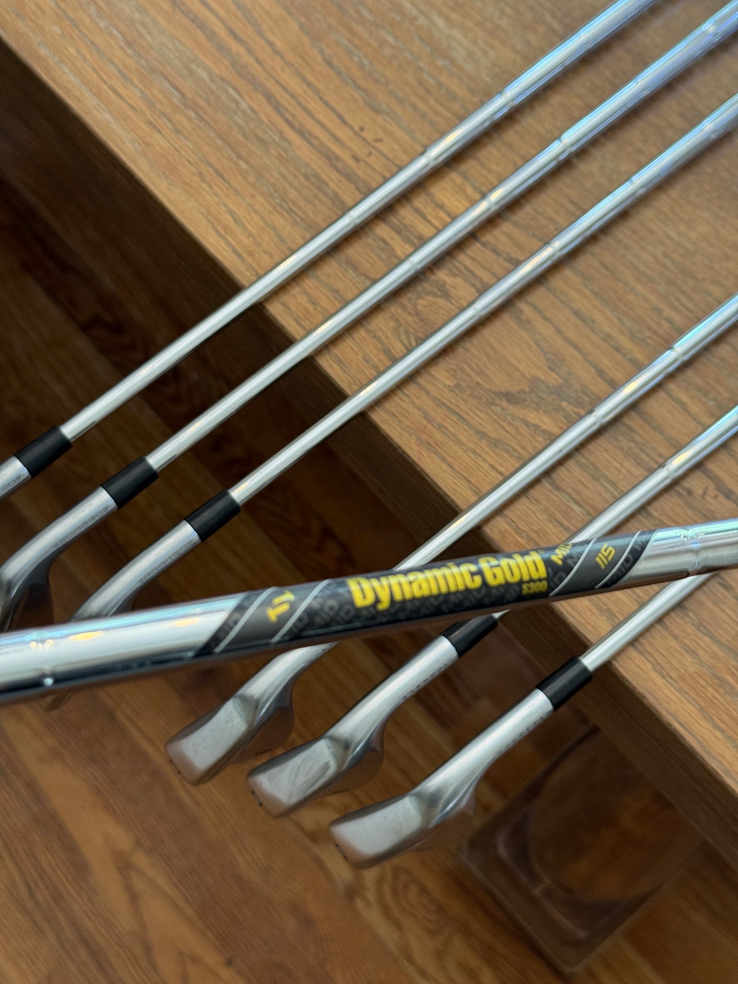 Taylormade P790 ‘25 Iron Set (4-PW) / Dynamic Gold MID 115 S300 shafts (stiff)