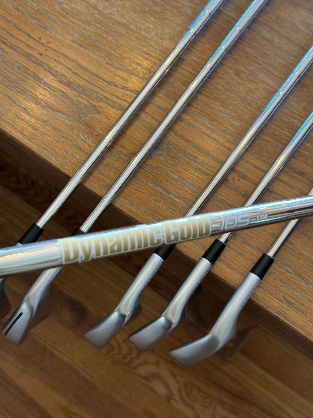 Taylormade P790 ‘23 Forged Iron Set (5-PW) / Dynamic Gold 105 S300 shafts (stiff)