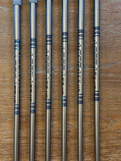 Srixon ZXi7 Forged '25 Iron Set (5-PW) / ACCRA TZi 115g shafts (stiff)