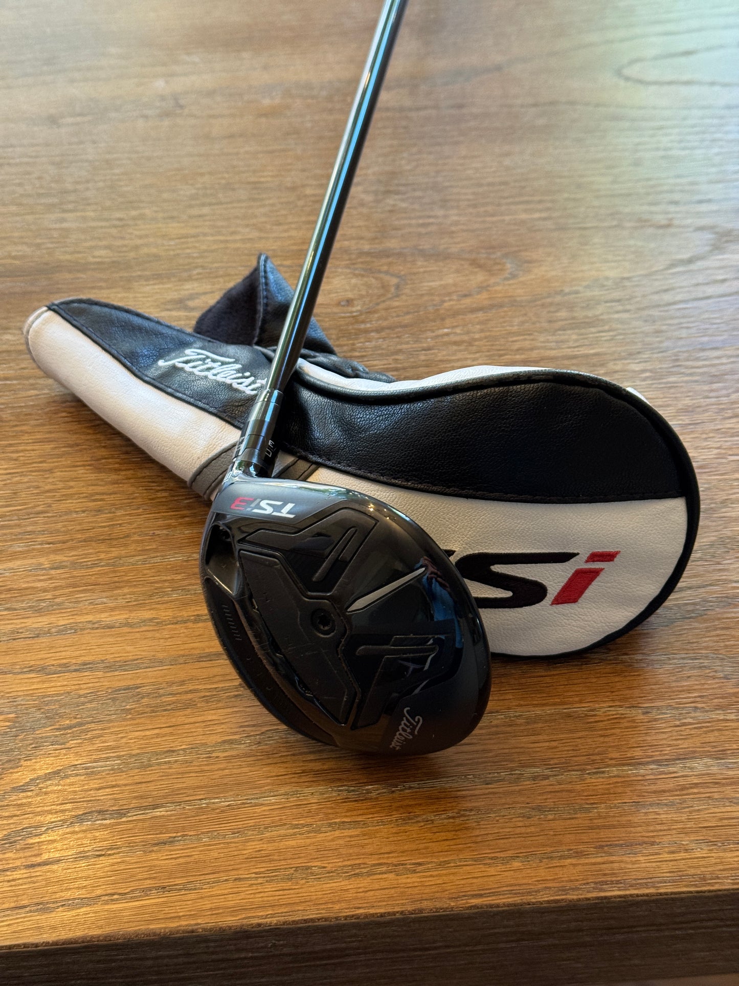 Titleist TSi3 3-wood (15°) / Tensei AV 65 S shaft (stiff)