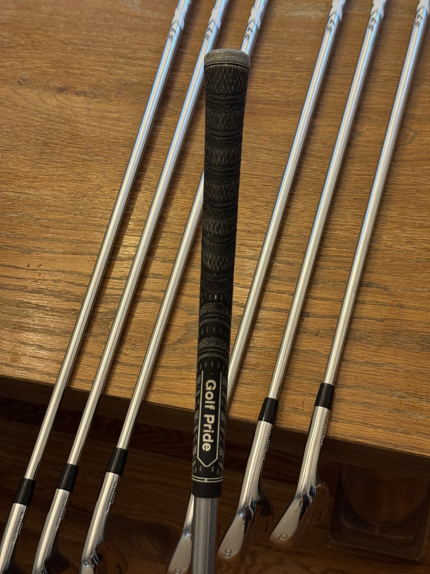 Mizuno Pro 221 Iron Set (4-PW) / Project X LS 6.0 120g shafts (stiff)