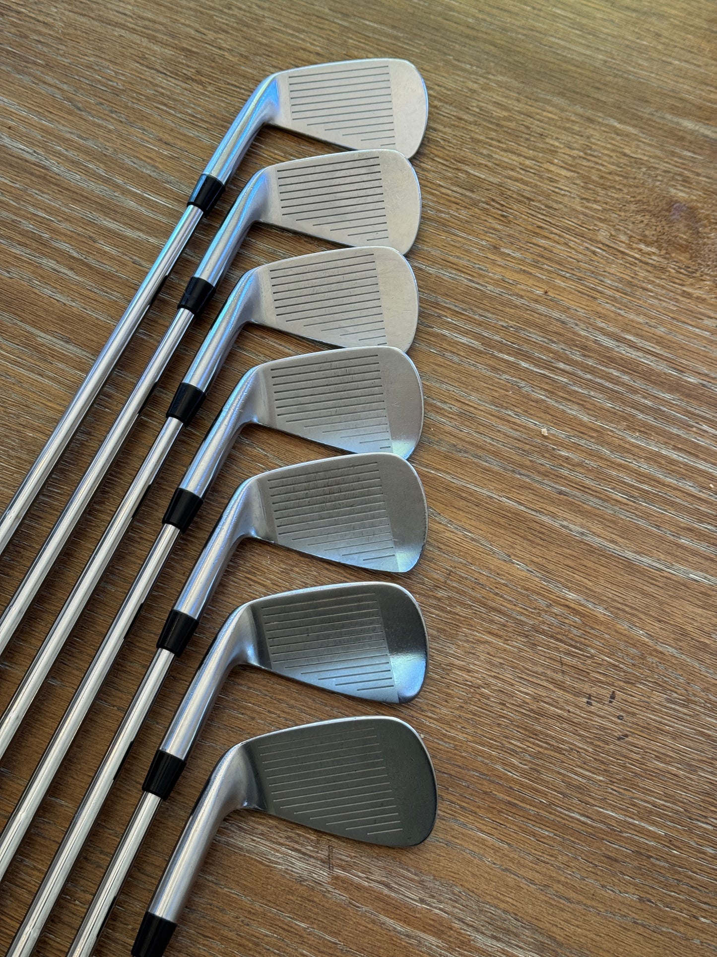 Miura MB 001 Forged Iron Set (4-PW) / KBS TOUR S shafts (stiff)