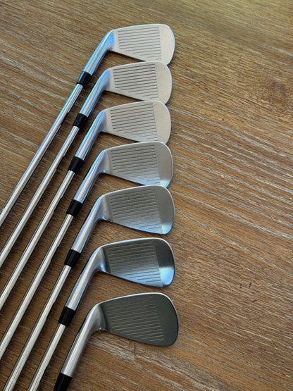 Miura MB 001 Forged Iron Set (4-PW) / KBS TOUR S shafts (stiff)