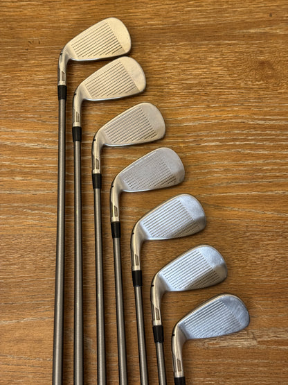 Taylormade Stealth Iron Set (4-PW) / Steelfiber i125 X shafts (xtra stiff)