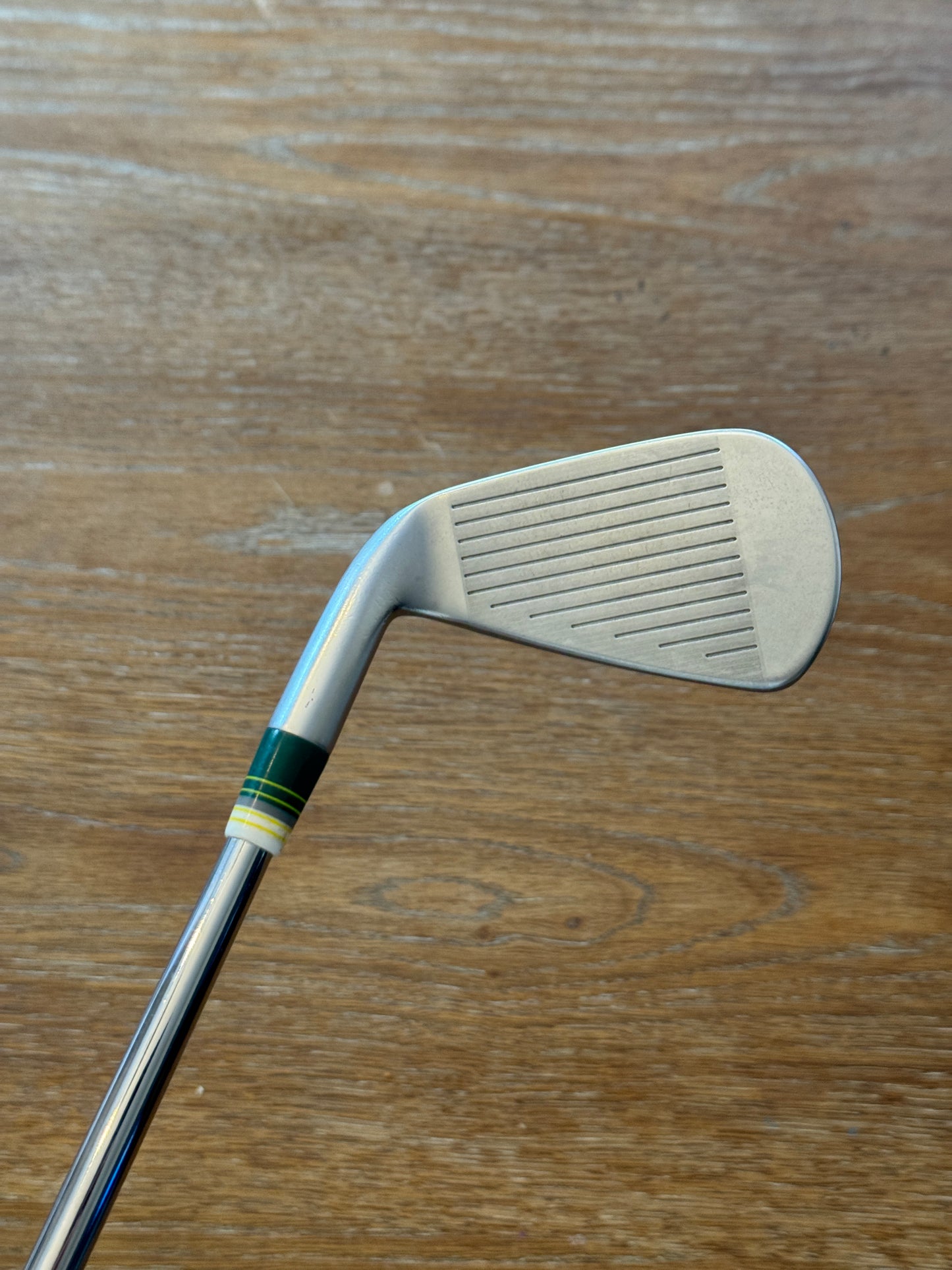 Srixon ZXi4 '25 4-Iron / Project X LZ 6.5 125g shaft (xtra stiff)