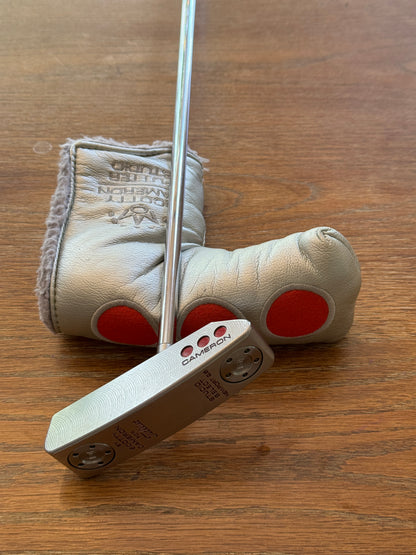 Scotty Cameron Studio Select Newport 2.5 Putter (34”)