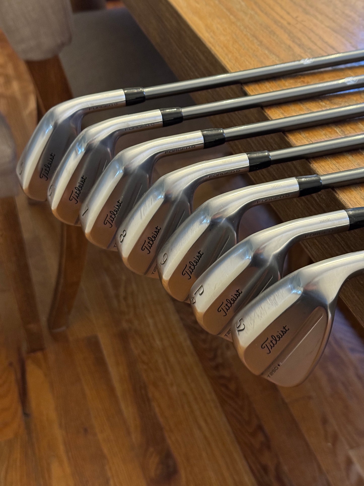Titleist T250* ‘25 Forged Iron Set +1/2” (5-GW) / Mitsubishi MMT 65 R shafts (regular)