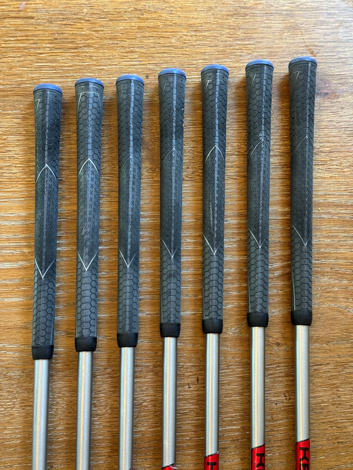 Taylormade P790 ‘23 Copper Iron Set (4-PW) / KBS Tour C-Taper 120S shafts (stiff)
