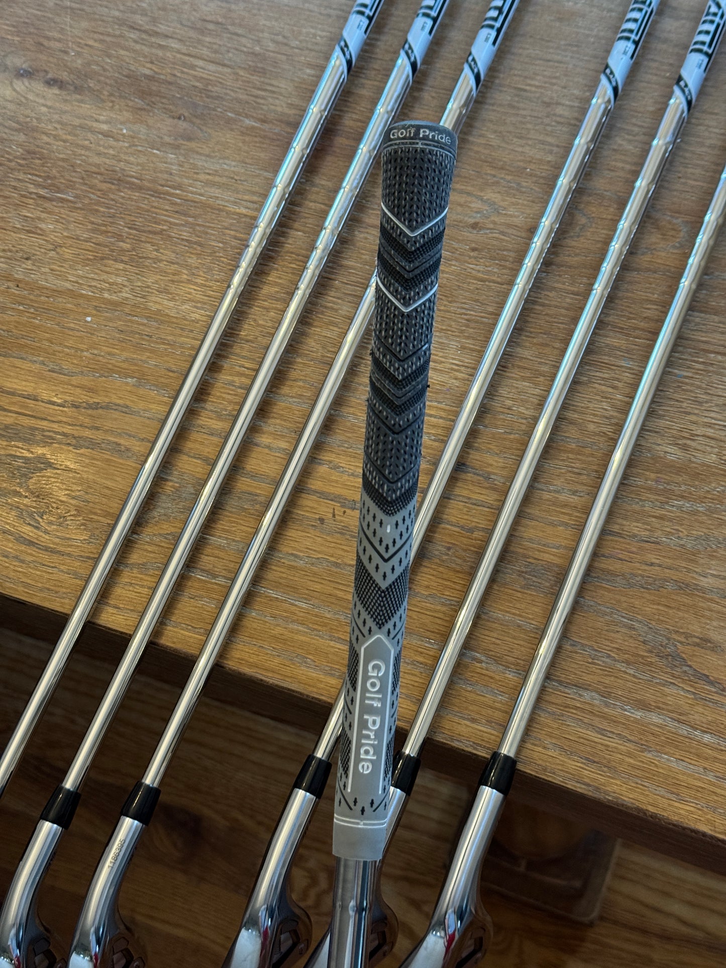 *MINT* Titleist 718 AP3 Iron Set -1/2” (4-PW) / AMT Black R300 shafts (regular)