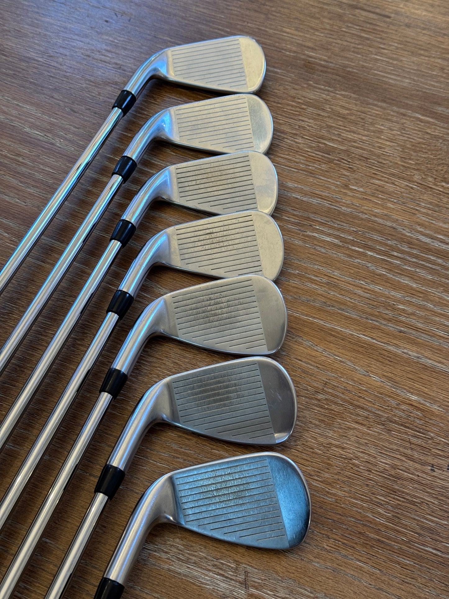 Titleist 718 AP3 Iron Set (4-PW) / AMT Black S300 shafts Stiff