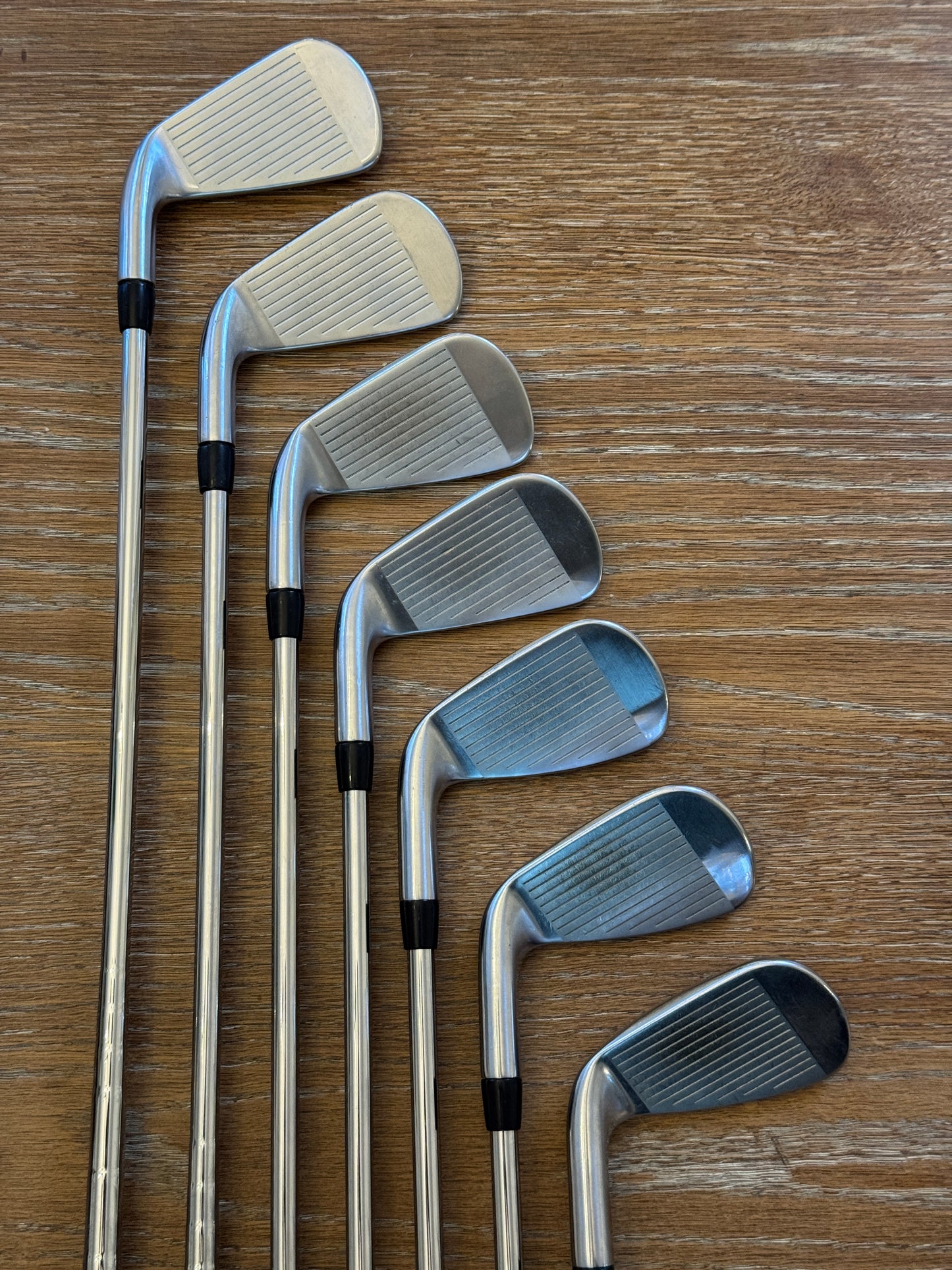 Titleist 718 AP3 Iron Set (4-PW) / AMT Black S300 shafts Stiff