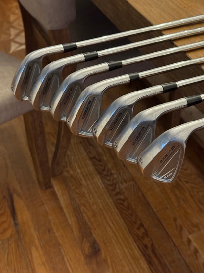 Cobra King CB ‘23 Iron Set (4-PW) / KBS TOUR 120S shafts (stiff)