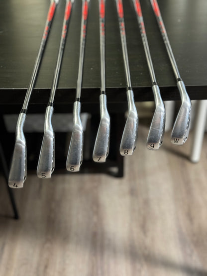 PXG 0311P Gen3 Iron Set (4-PW) / N.S. Pro Modus3 Tour105 Regular