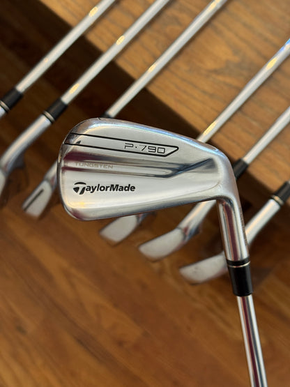 Taylormade P790 Iron Set (4-PW) / Dynamic Gold 120 X100 shafts (xtra stiff)