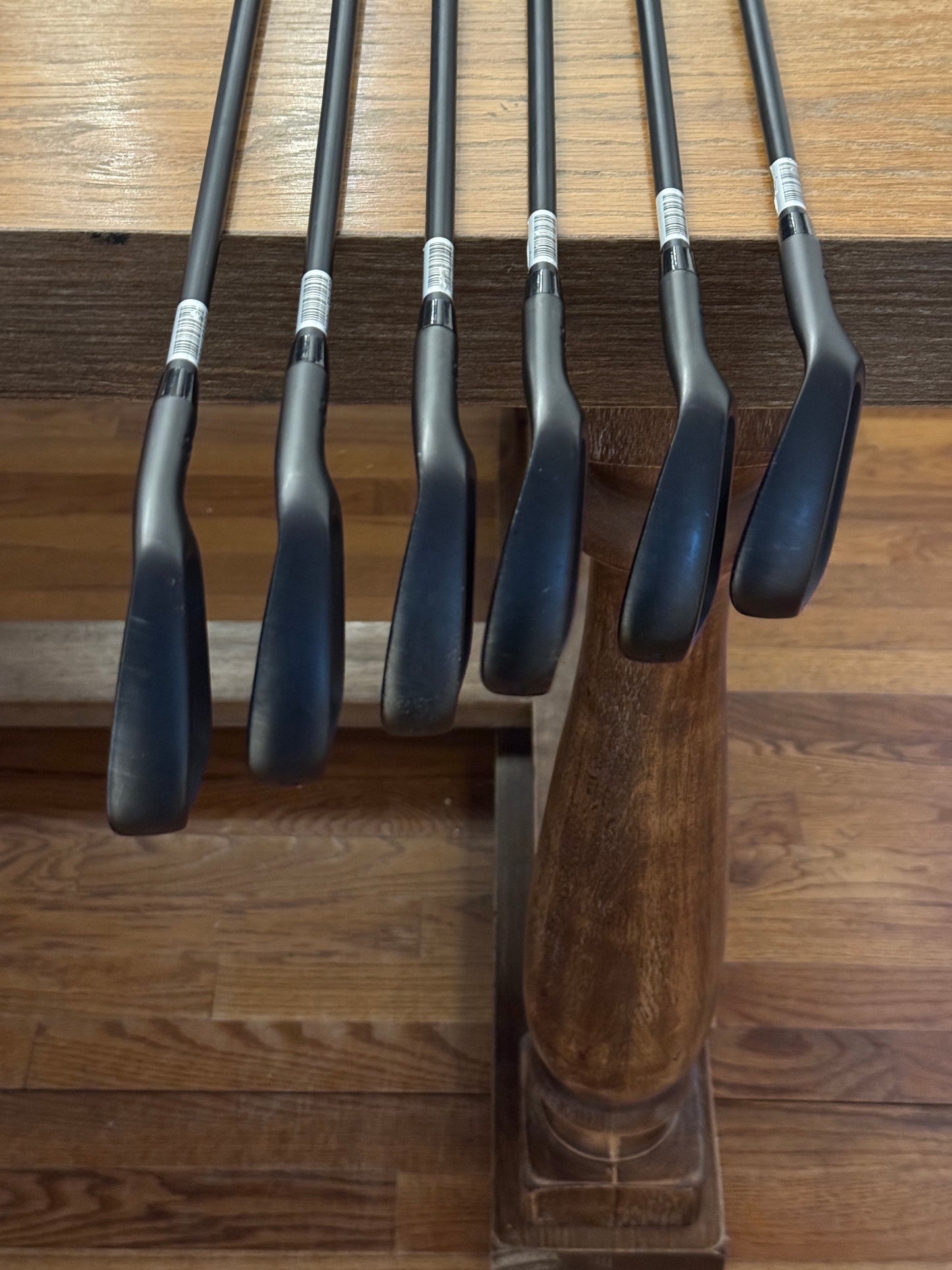 Stix Black Iron Set (5-PW) / Graphite Stiff