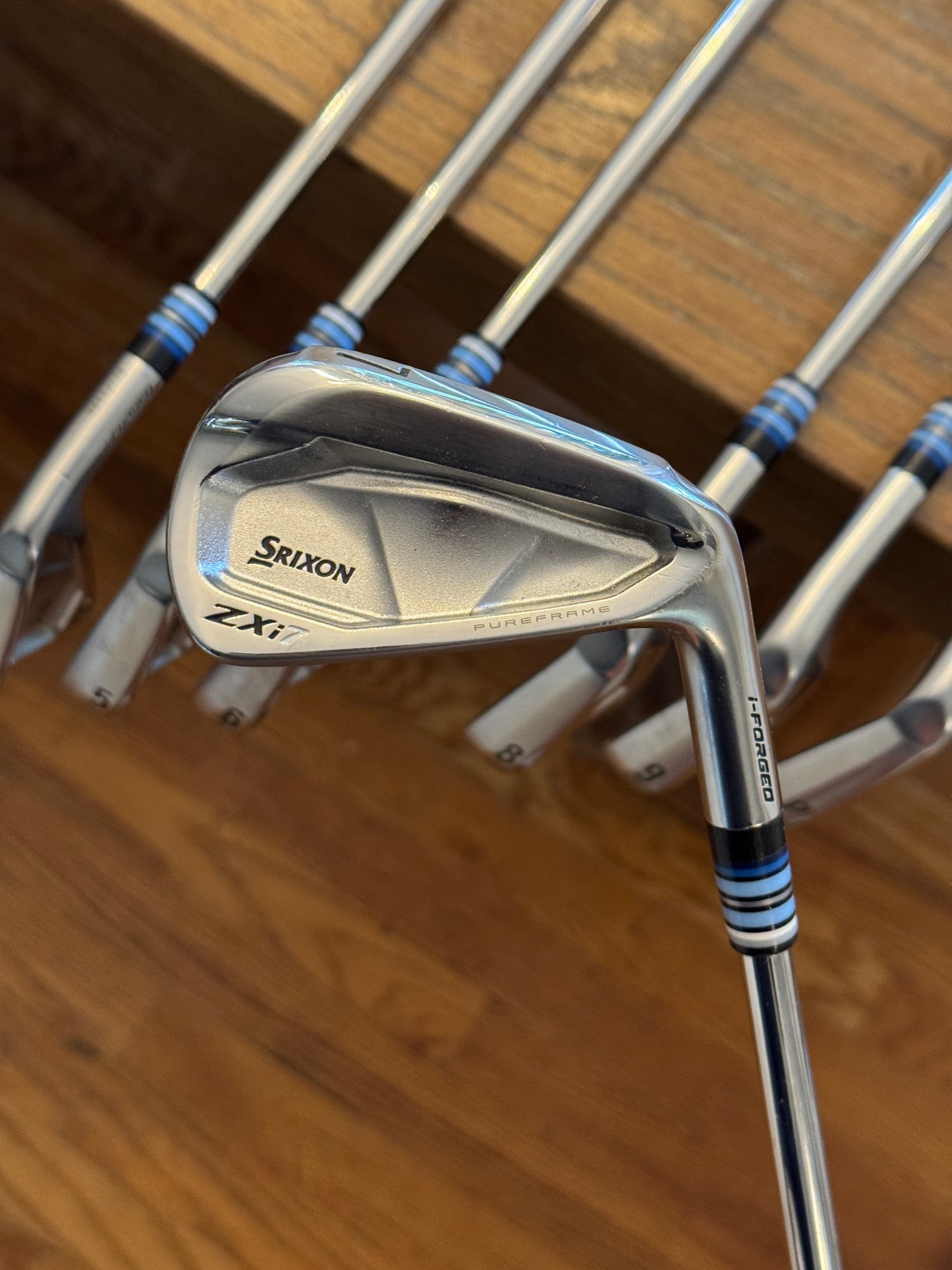 *MINT* Srixon ZXi7 Forged ‘25 Iron Set (4-PW) / Project X LZ 6.5 125g shafts (xtra stiff)