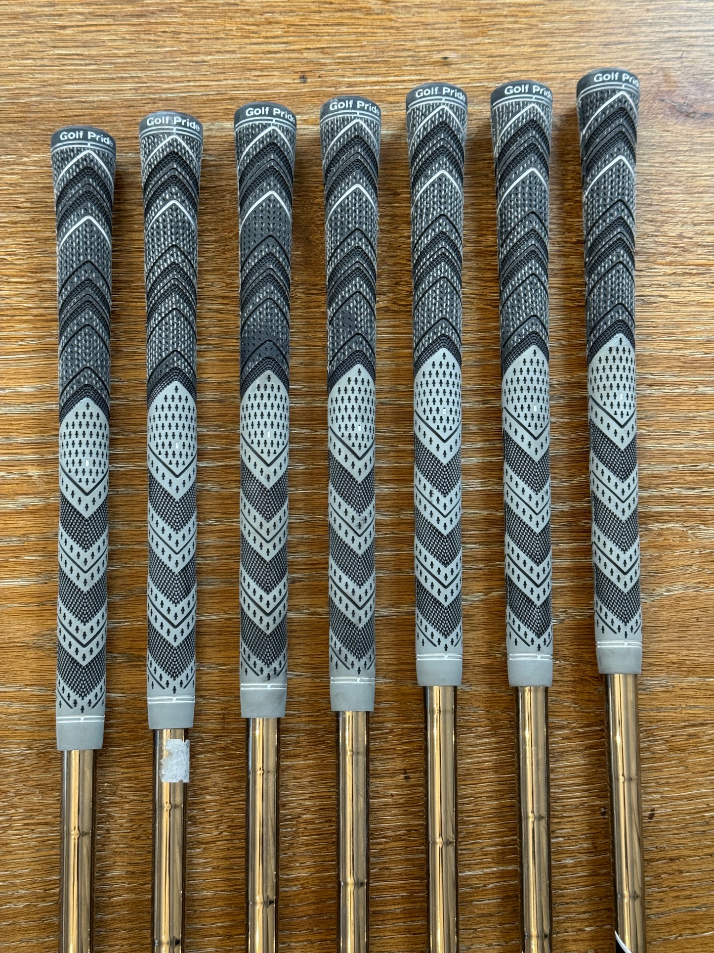 *MINT* Titleist 718 AP3 Iron Set -1/2” (4-PW) / AMT Black R300 shafts (regular)