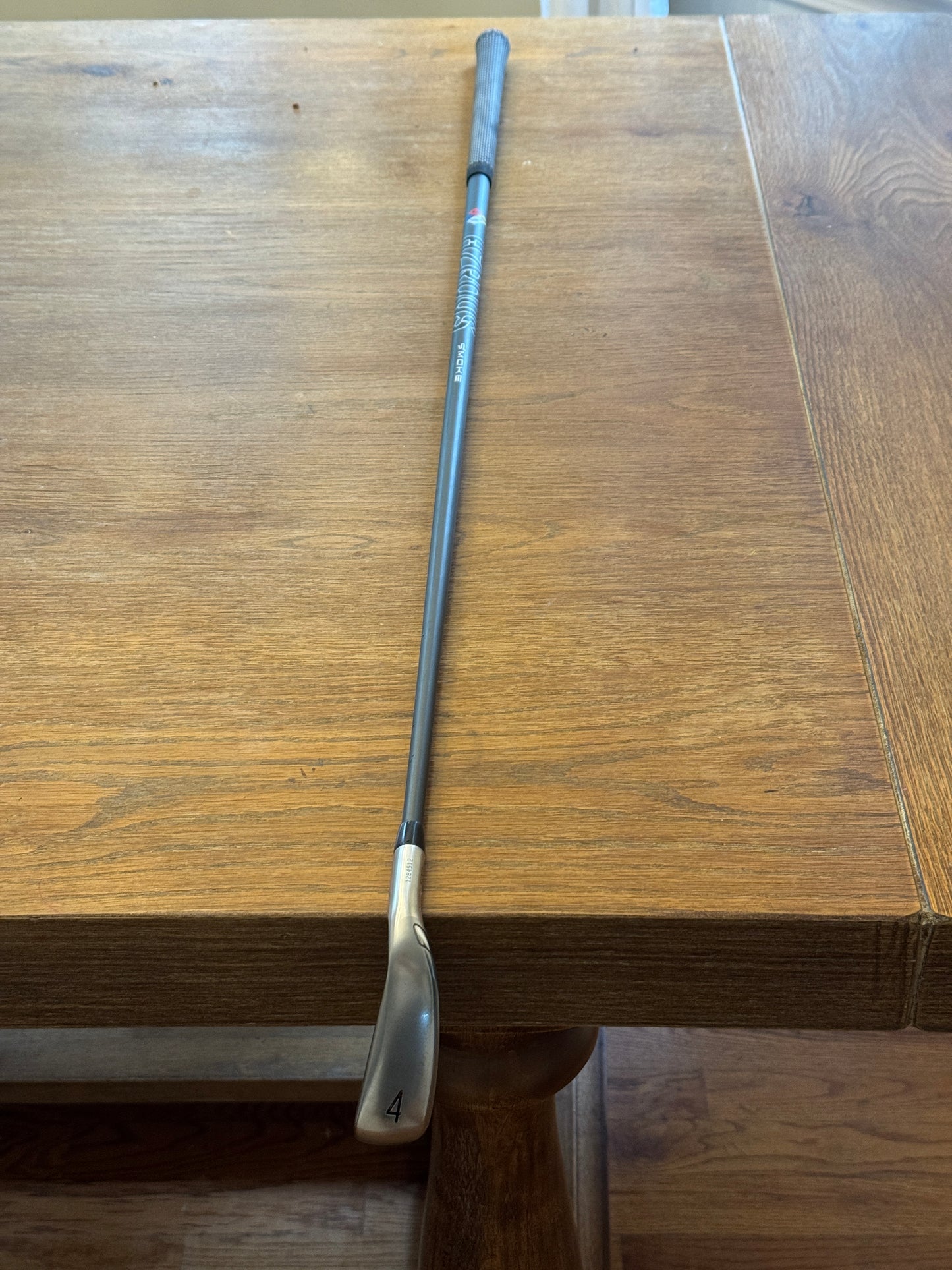 Titleist U510 4-iron (39”) / HZRDUS Smoke 6.0 80g HY shaft (stiff)