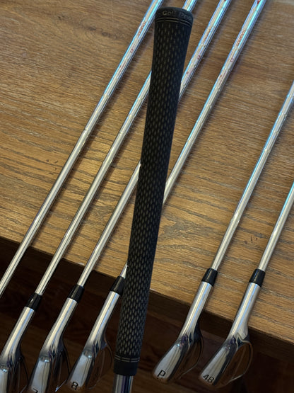 Titleist T200 ‘23 Iron Set (5-GW) / N.S. Pro Modus3 Tour105 shafts Stiff
