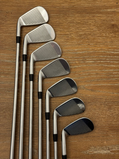 Mizuno Pro 223 Iron Set (4-PW) / Project X LS 6.5 125g shafts (xtra stiff)