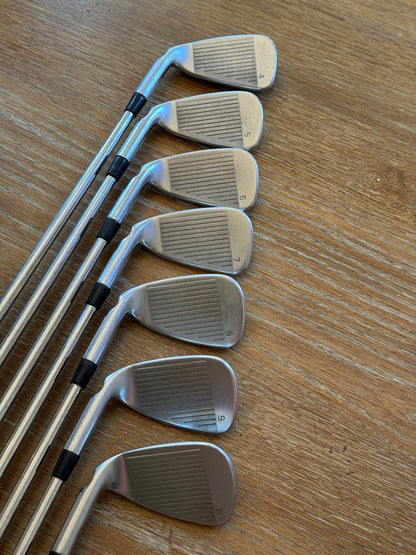 Ping G425 Iron Set (4-PW) / KBS TOUR 120S shafts (stiff)