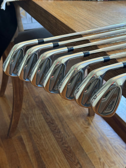 Titleist T100 Iron Set (4-PW) / Project X LZ 6.0 120g shafts Stiff
