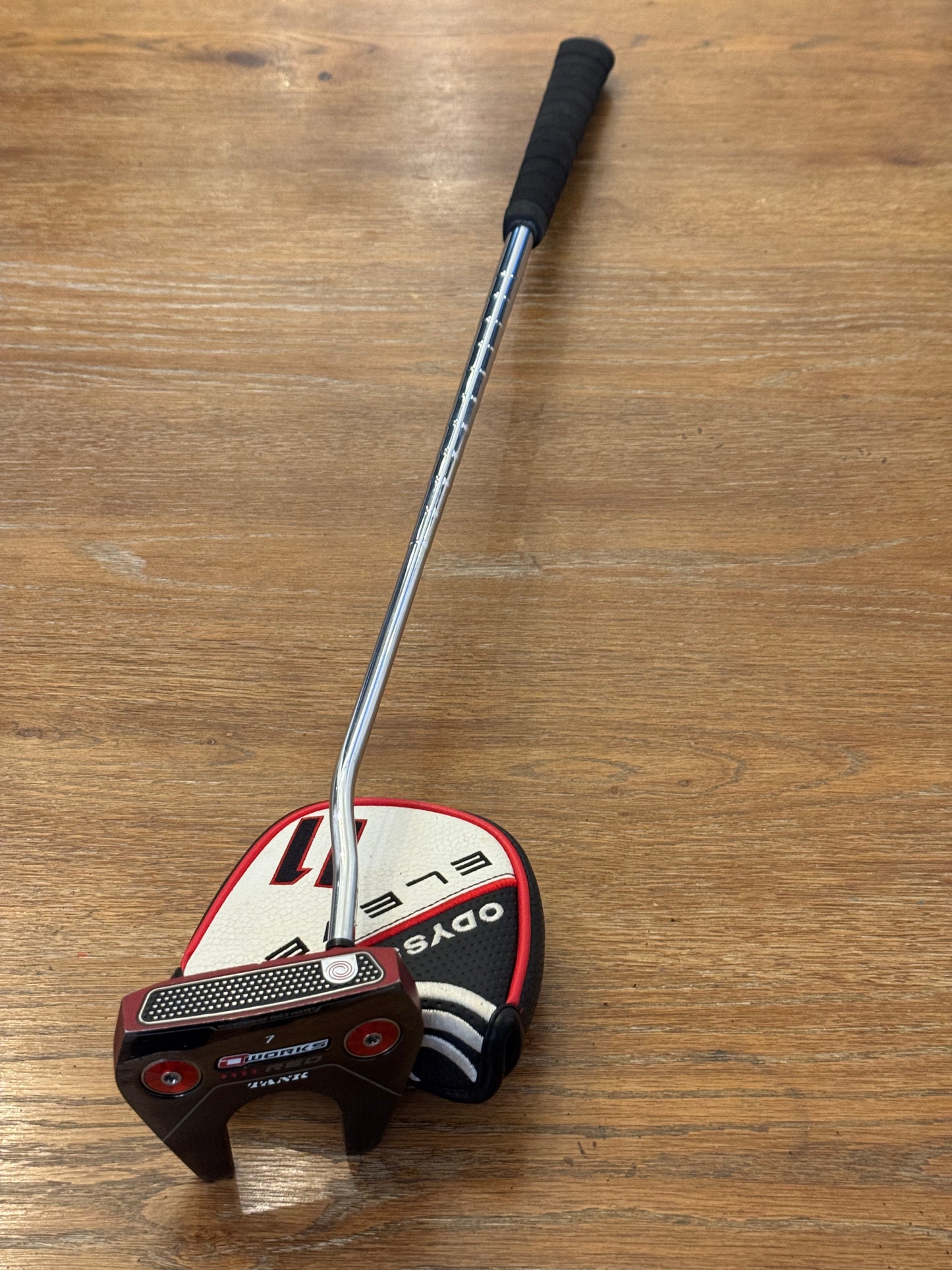 Odyssey Red O-Works Tank Putter (33”)