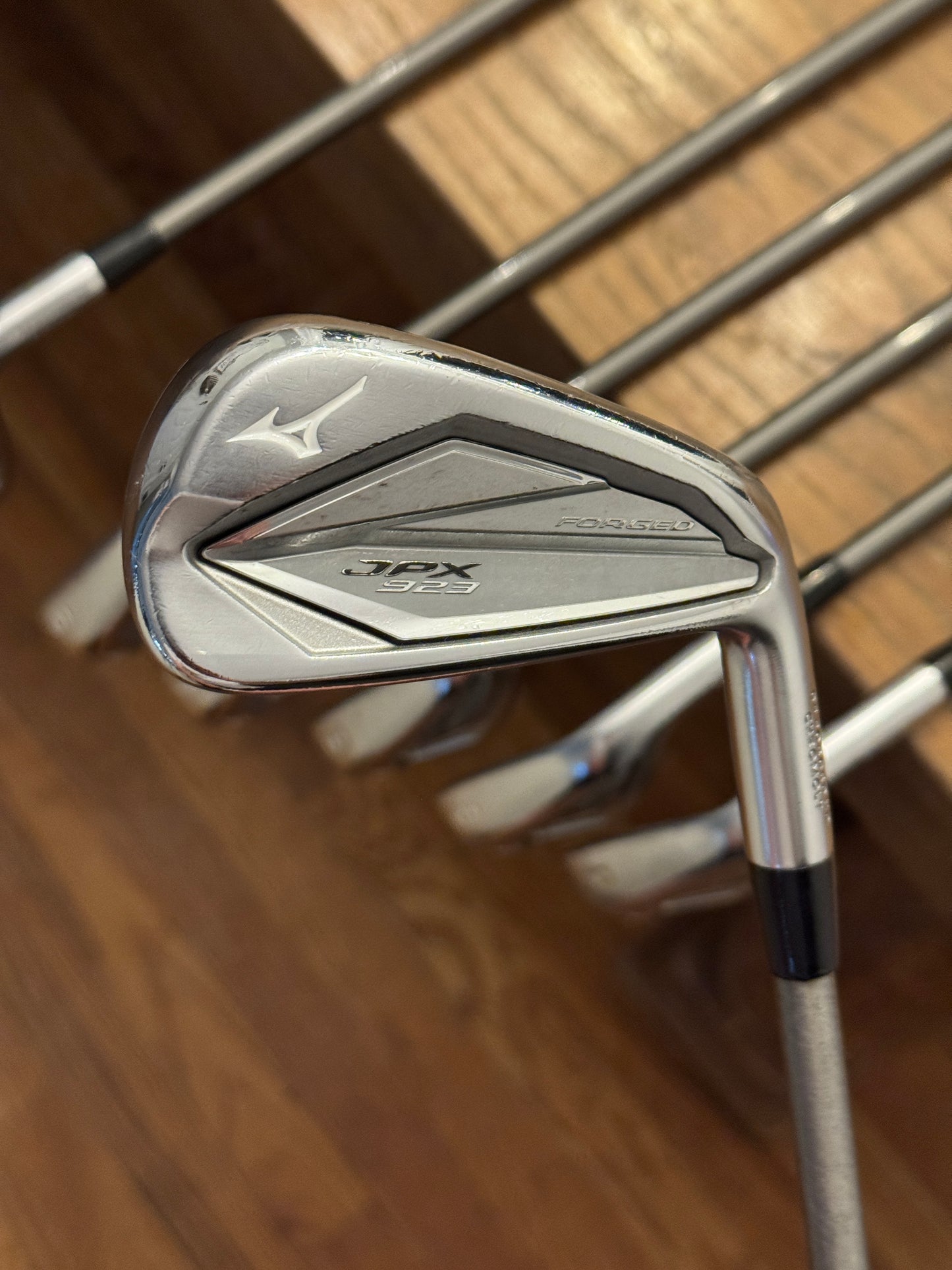 Mizuno JPX 923 Forged Iron Set (4-PW) / Aerotech Steelfiber i125 cw X shafts (xtra stiff)