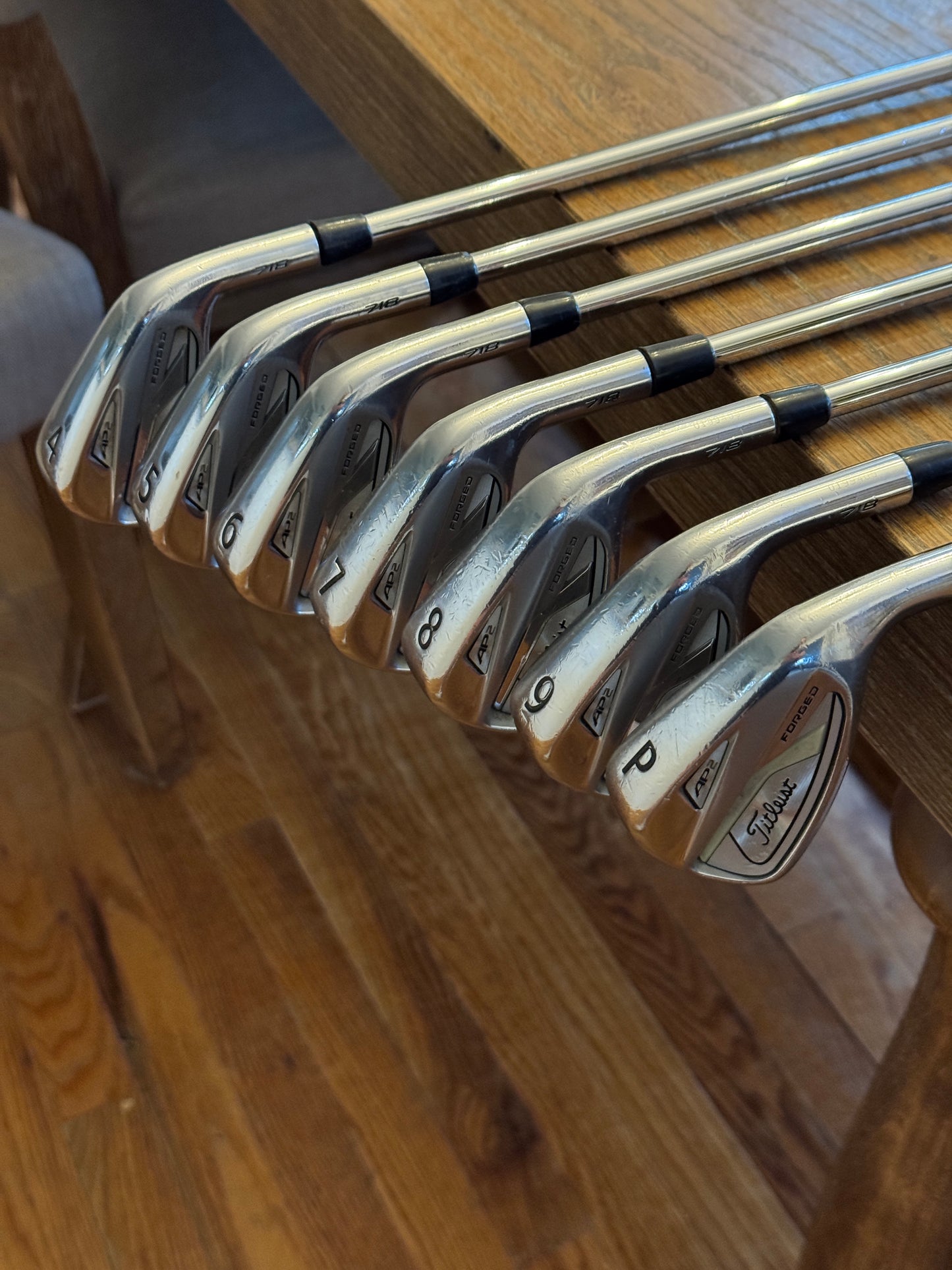 Titleist 718 AP2 Iron Set (4-PW) / AMT Black S300 shafts (stiff)