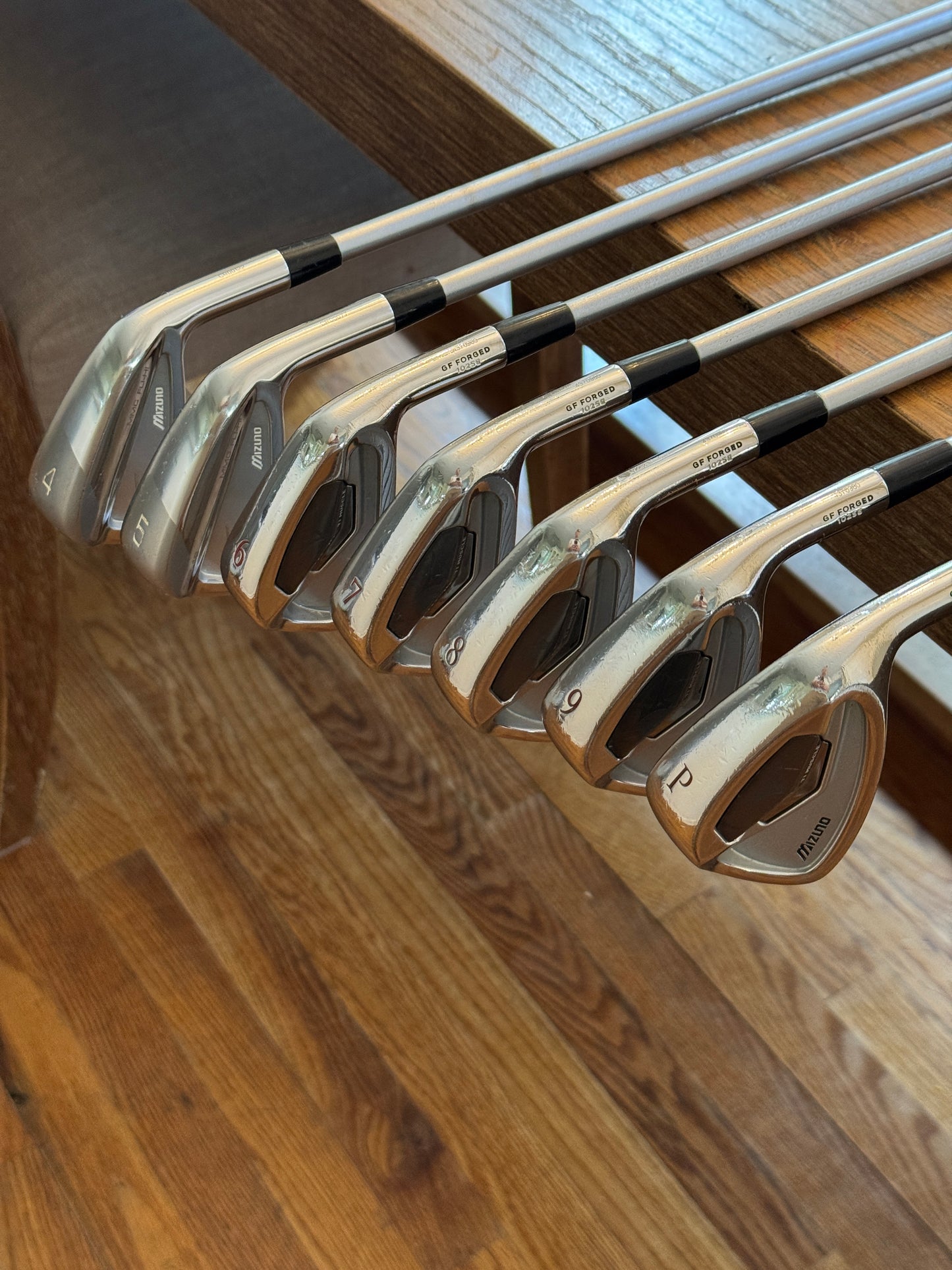 Mizuno MP-15 / MP-18 Forged Iron Set (4-PW) / KBS C-Taper 120 S shafts (stiff)