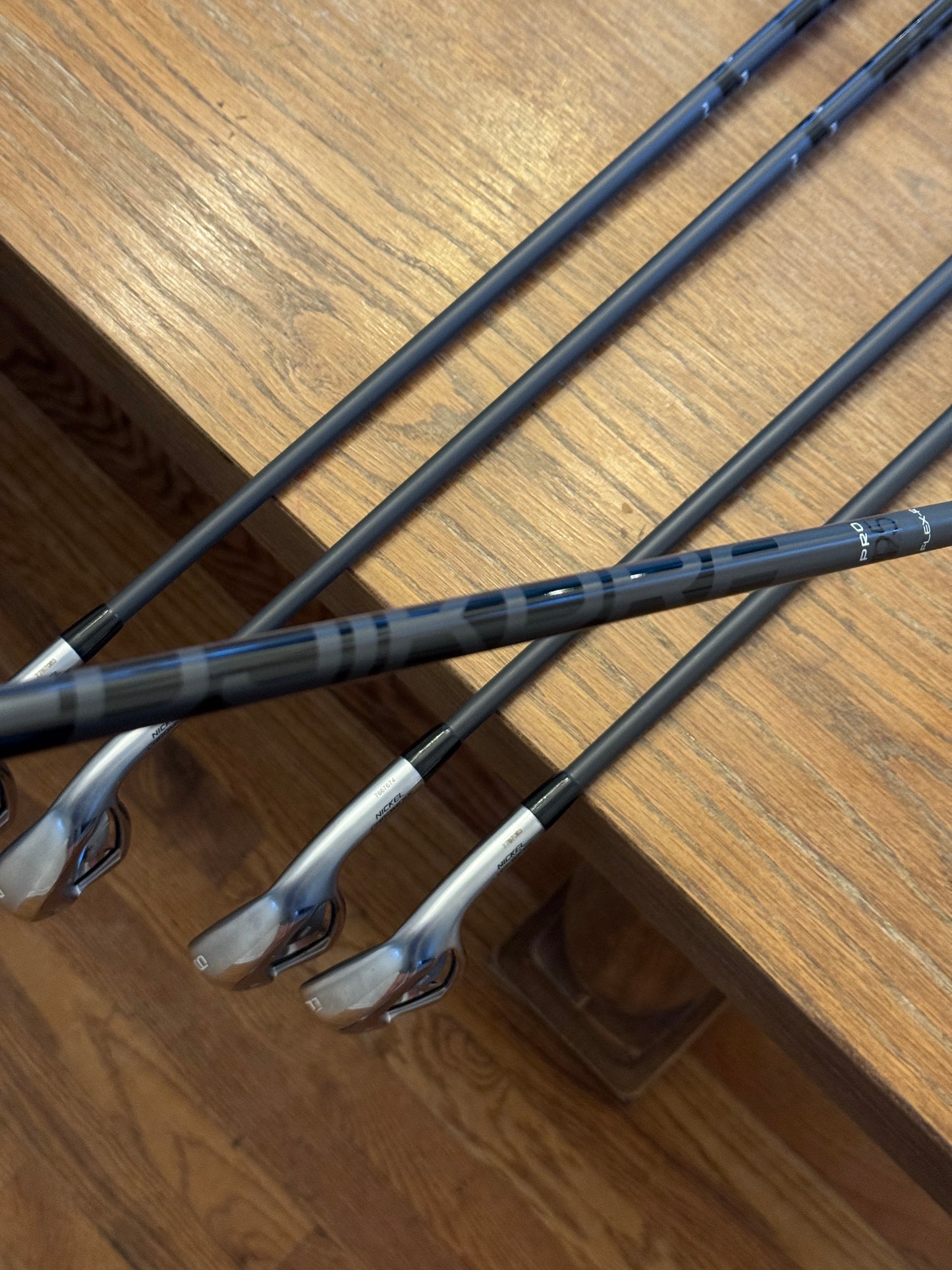 Mizuno JPX 923 Iron Set (6-PW) / Fujikura Pro 95 R shafts (regular)