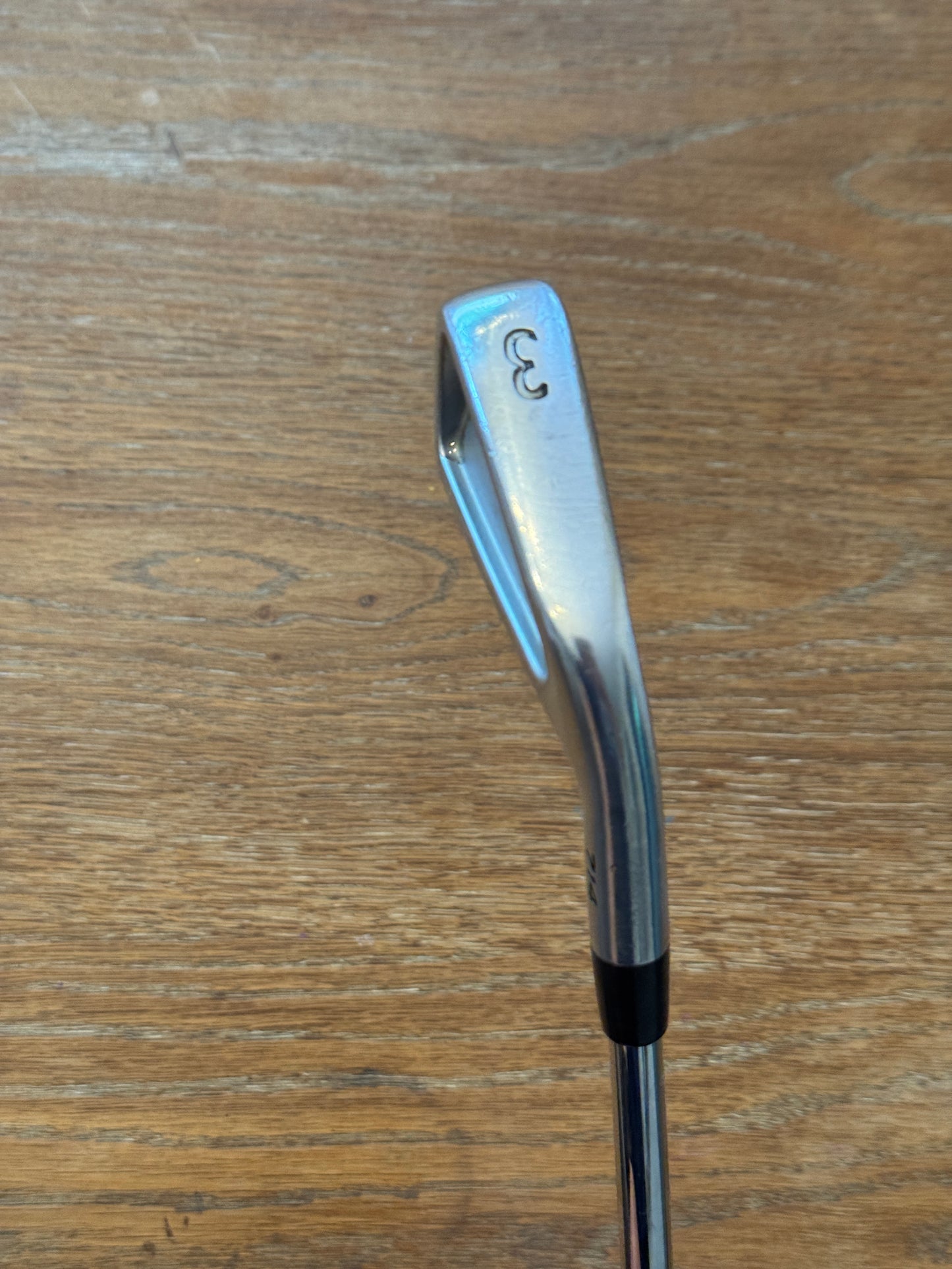 Titleist 714 CB 3-iron / N.S. Pro 950 GH S shaft (stiff)