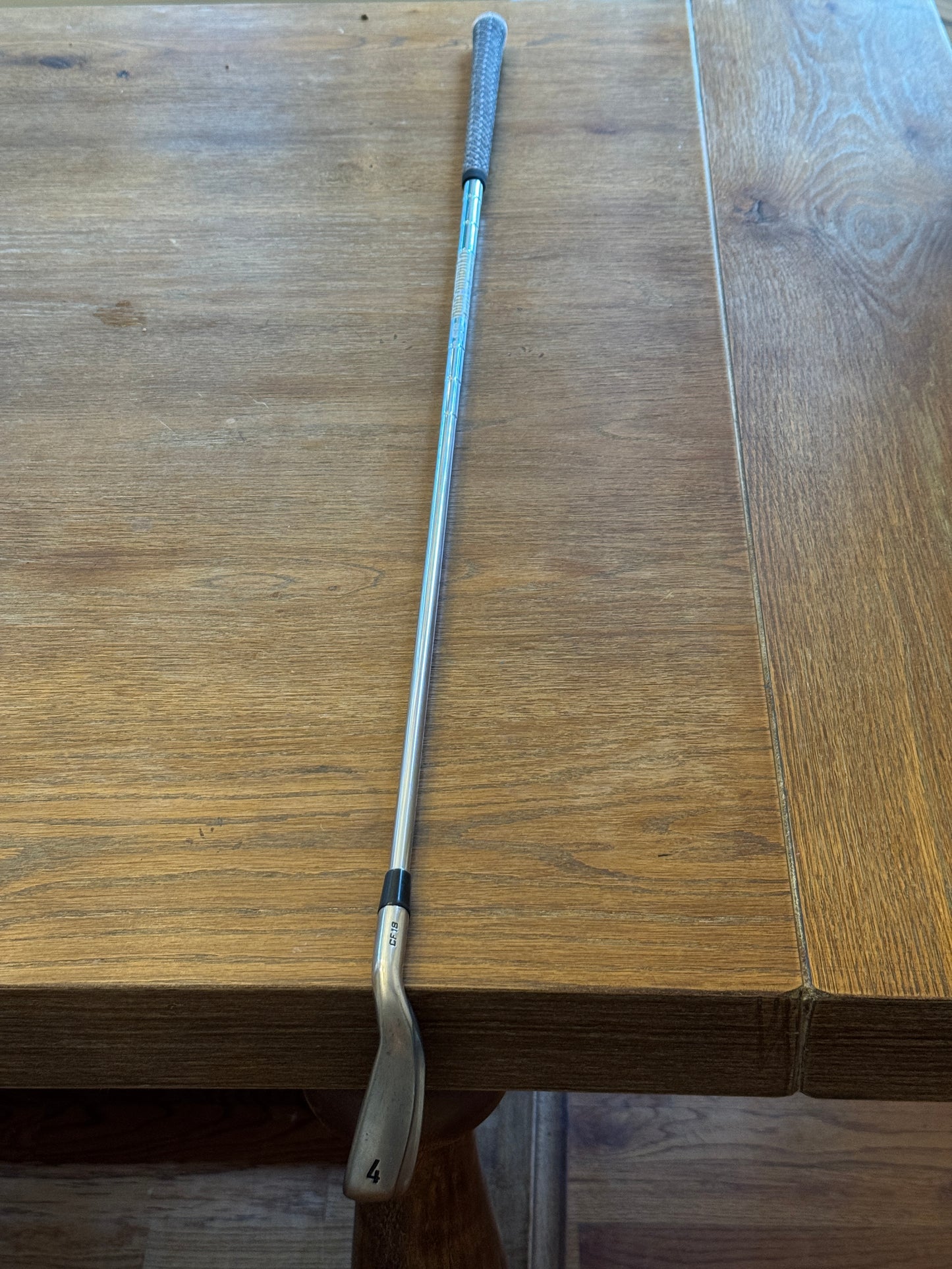 Callaway Rogue X 4-iron / Dynamic Gold 95 R300 shaft