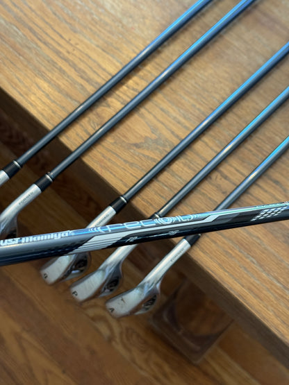 Callaway Apex 21 Iron Set (6-GW) / UST Mamiya Recoil Dart F2 75 shafts (senior)